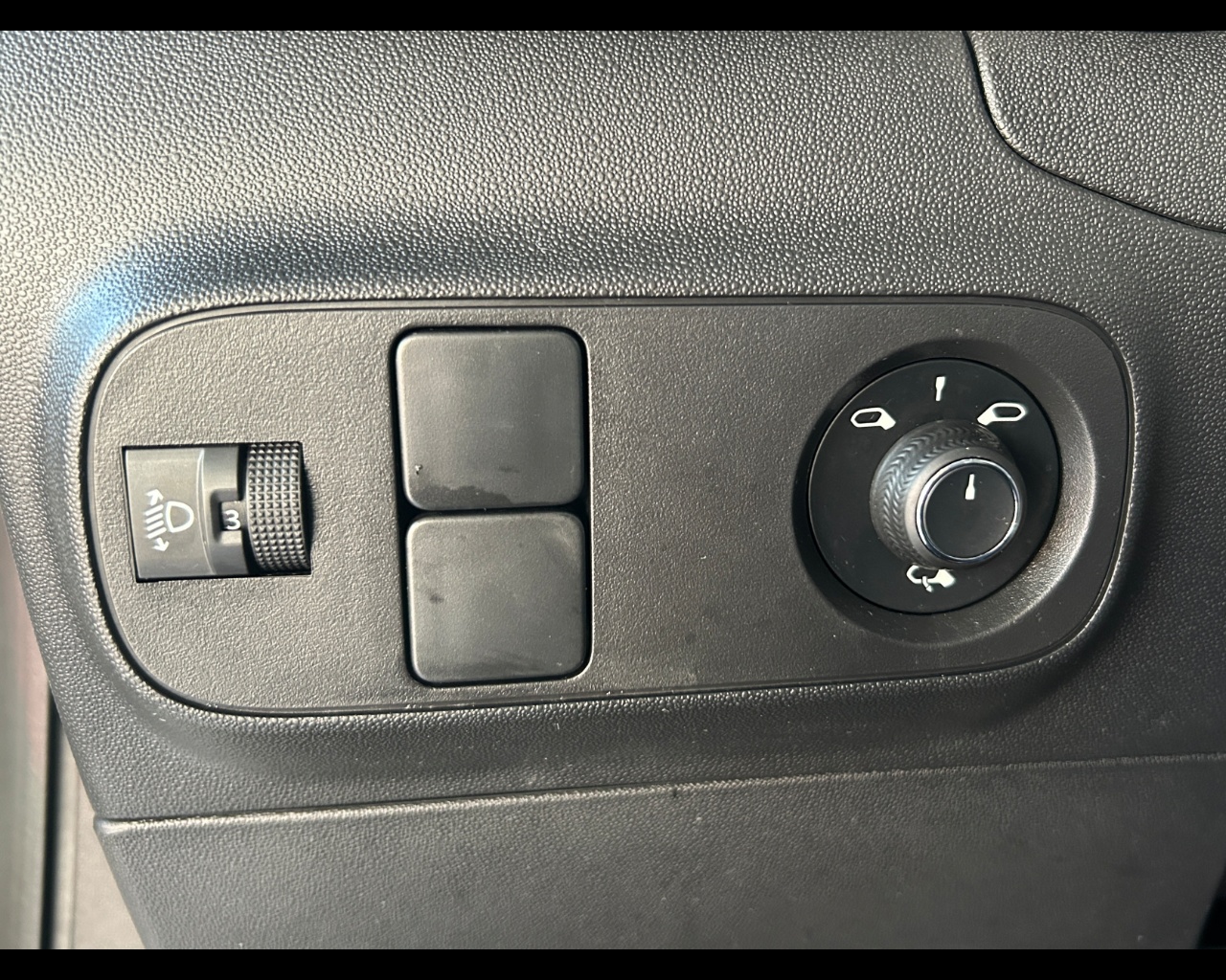 Citroen C3 3ª serie C3 PureTech 83 S&S Shine Pack - immagine 23