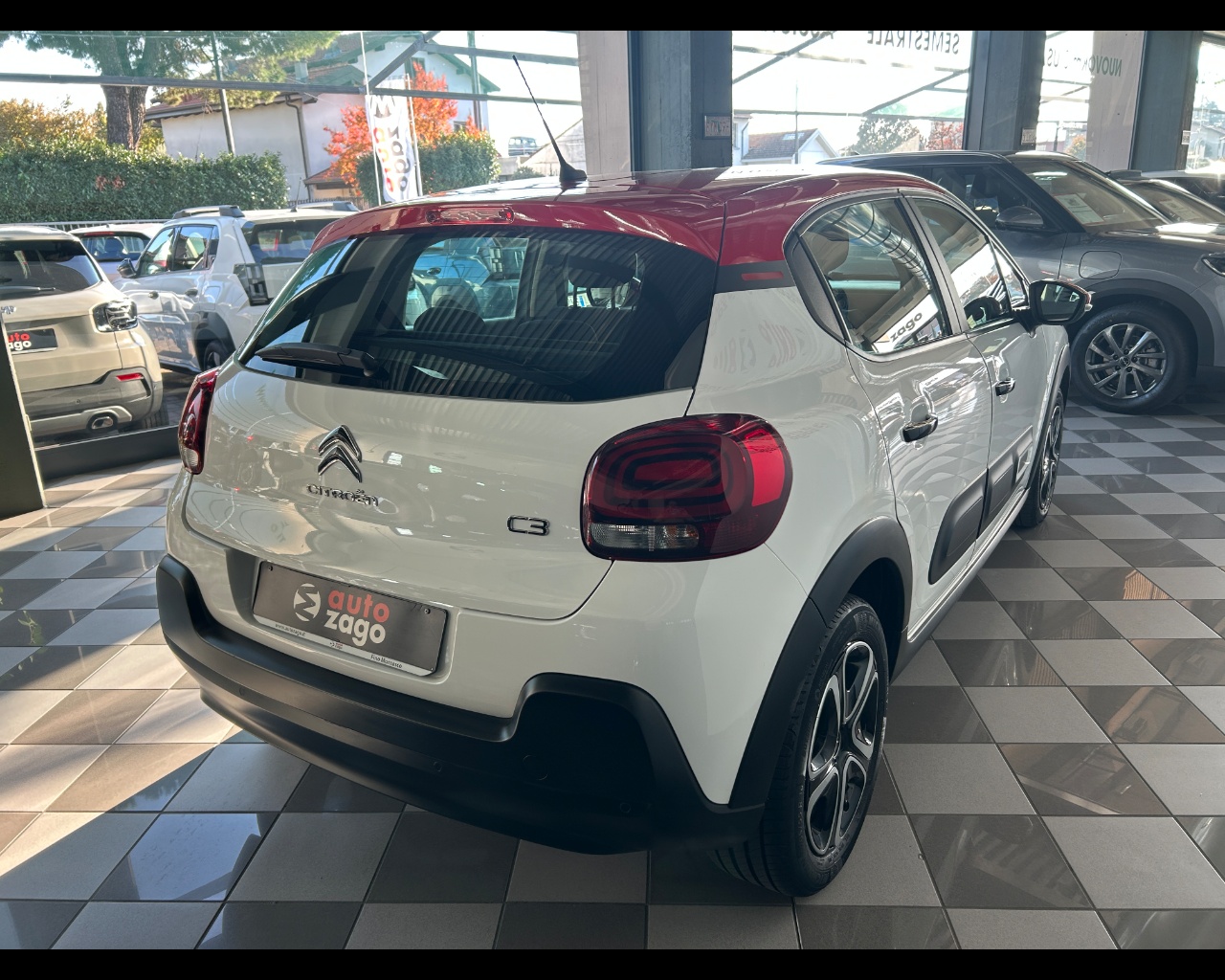Citroen C3 3ª serie C3 PureTech 83 S&S Shine Pack - immagine 5