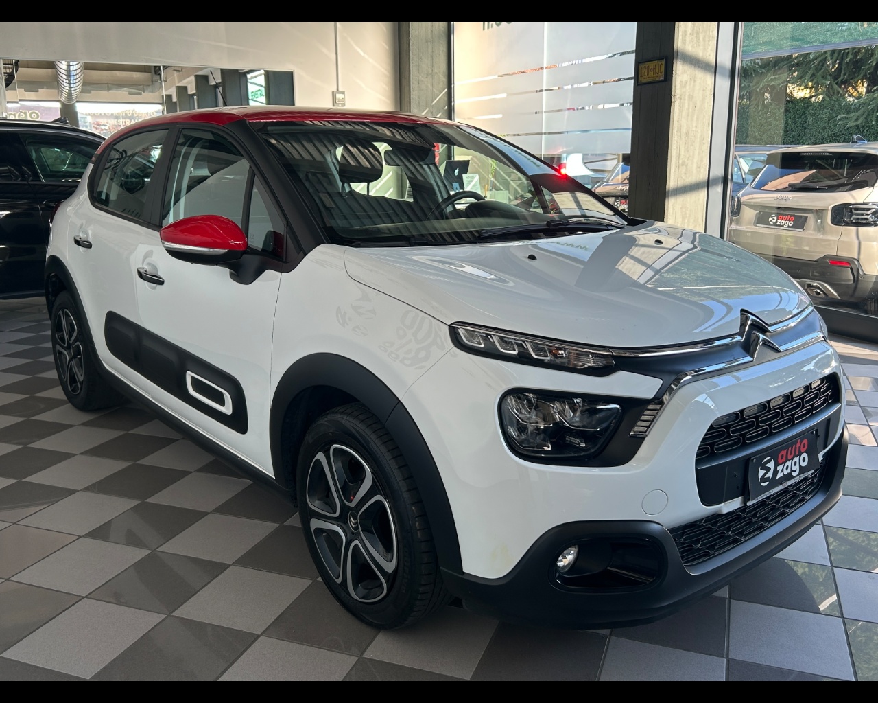 Citroen C3 3ª serie C3 PureTech 83 S&S Shine Pack - immagine 6