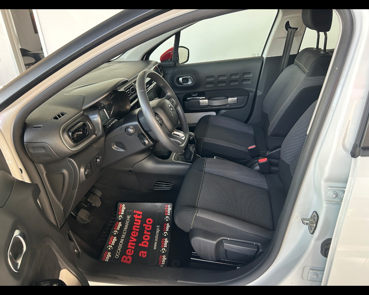 Citroen C3 3ª serie C3 PureTech 83 S&S Shine Pack - immagine 8