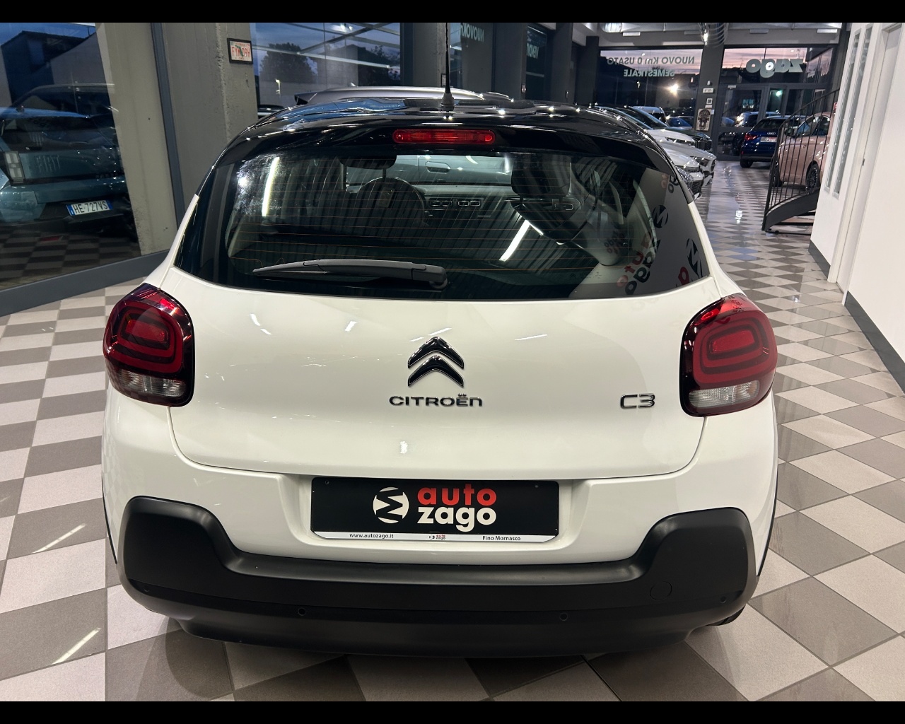 Citroen C3 3ª serie C3 PureTech 83 S&S Shine Pack - immagine 21