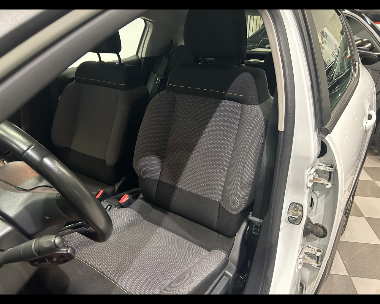 Citroen C3 3ª serie C3 PureTech 83 S&S Shine Pack - immagine 23