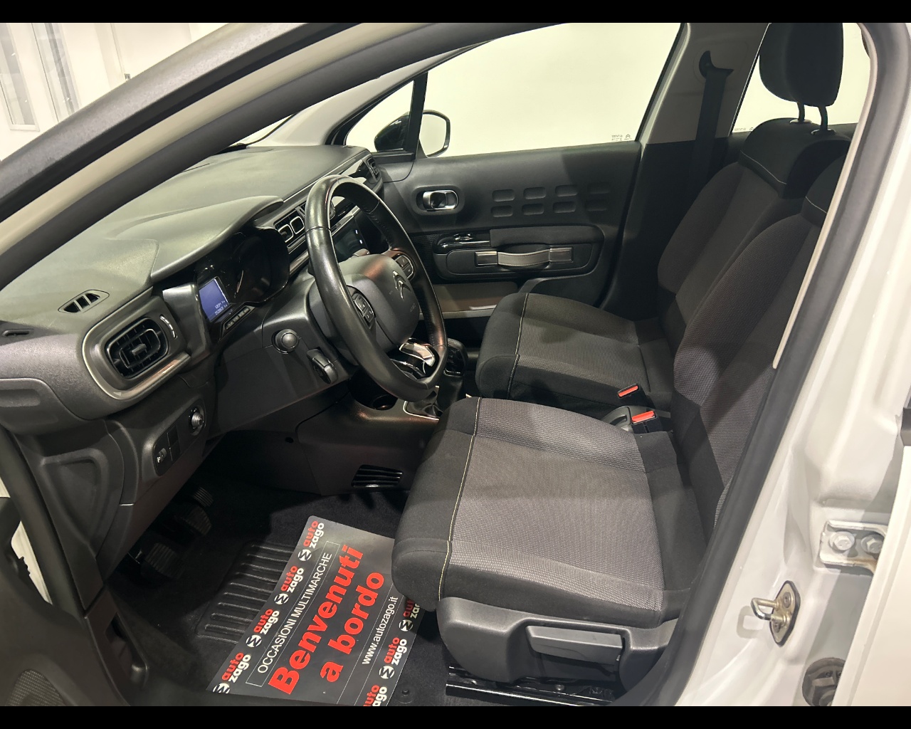 Citroen C3 3ª serie C3 PureTech 83 S&S Shine Pack - immagine 8